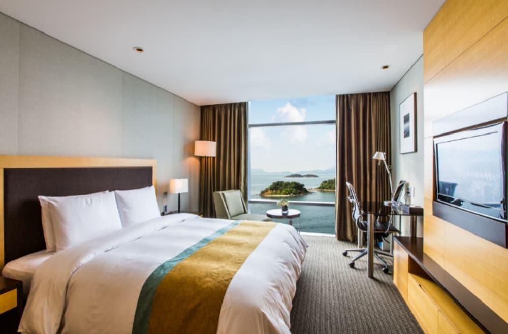 Hidden Bay Hotel Yeosu Exteriör bild