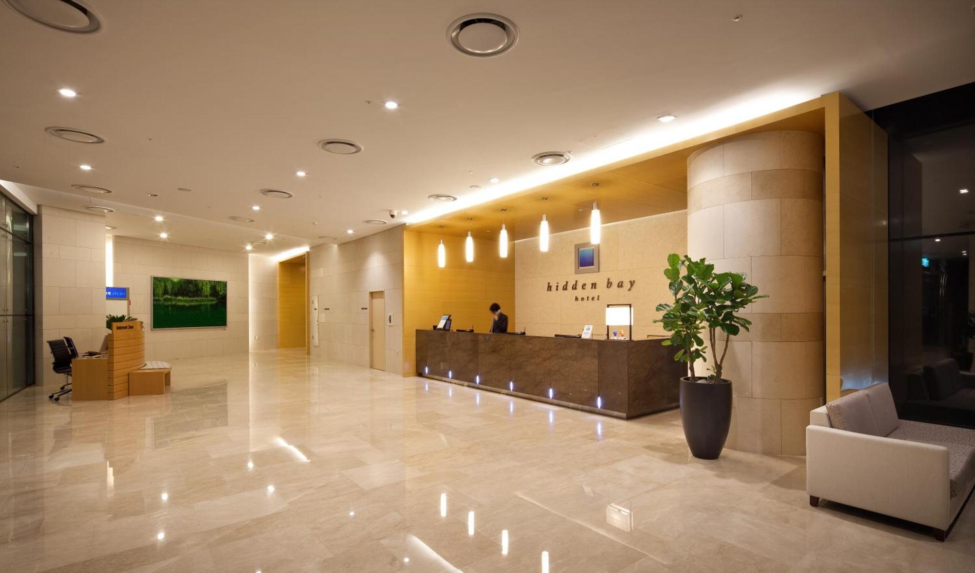 Hidden Bay Hotel Yeosu Exteriör bild