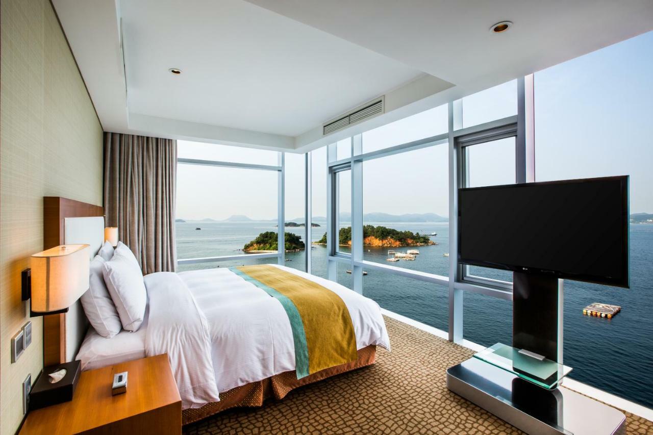 Hidden Bay Hotel Yeosu Exteriör bild