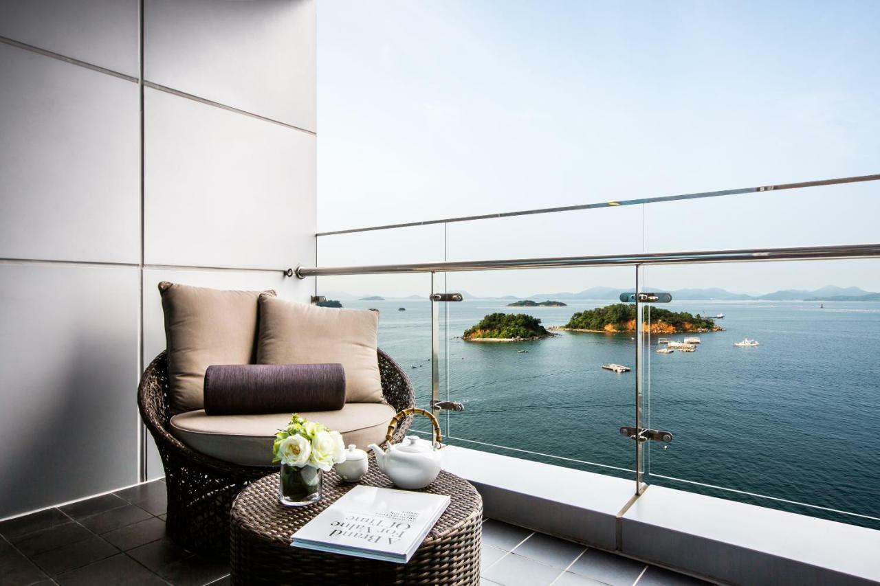 Hidden Bay Hotel Yeosu Exteriör bild